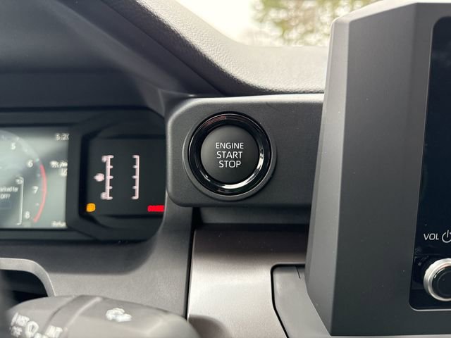 New 2025 Toyota Tacoma SR5 image 17