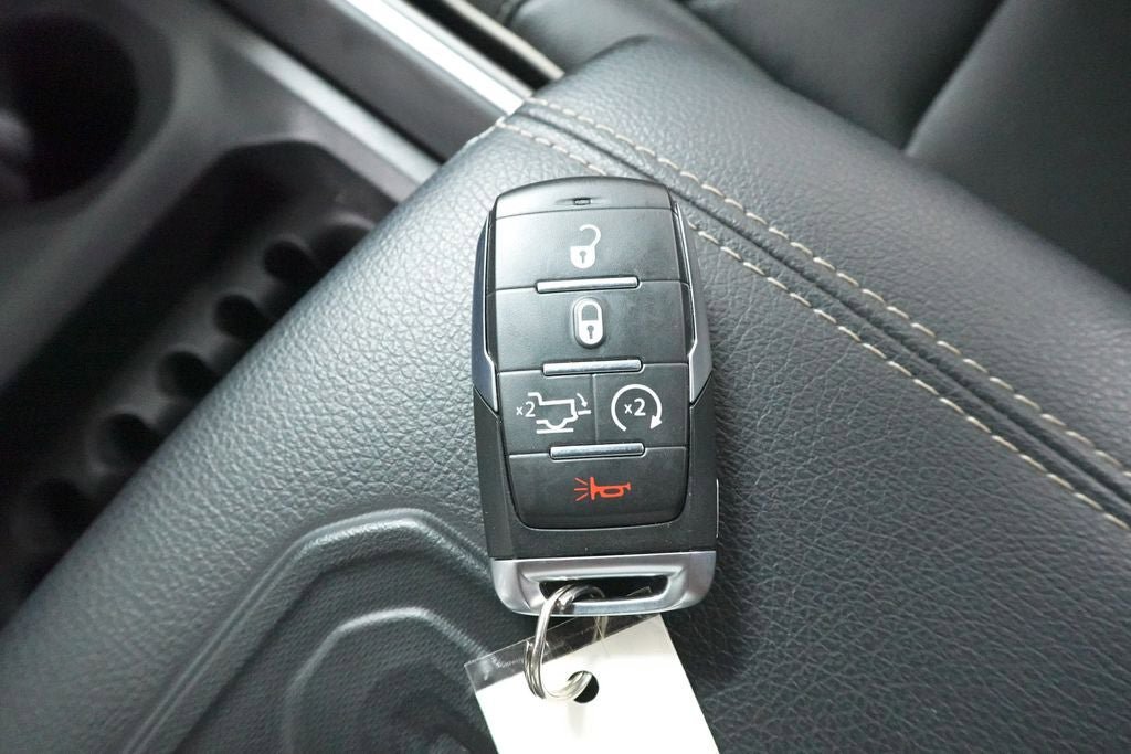 Used 2023 RAM 1500 Laramie AWD/4WD image 21