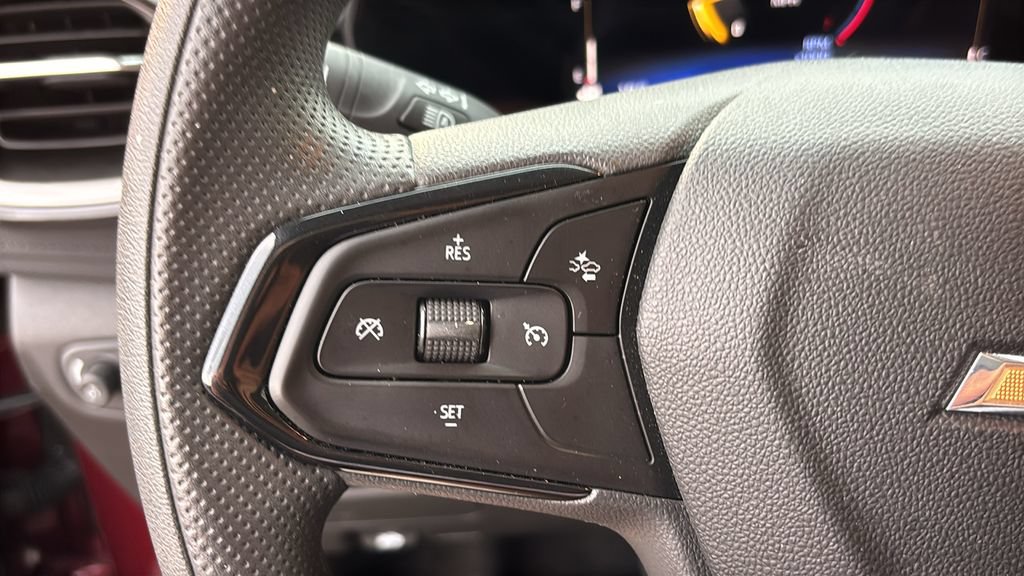 Used 2025 Chevrolet TrailBlazer LT AWD/4WD image 13