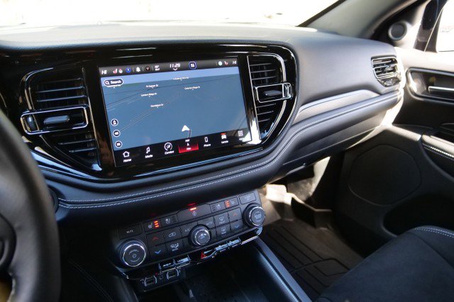 Used 2025 Dodge Durango SRT Hellcat w/ Black Package image 9