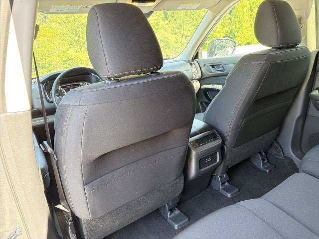Certified 2025 Nissan Pathfinder SV FWD image 20