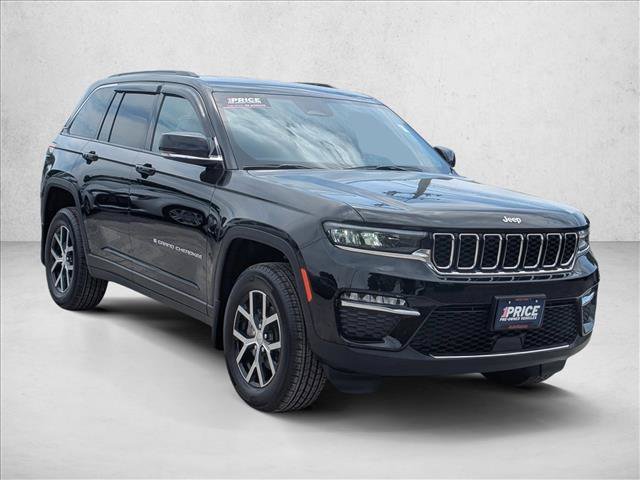Used 2025 Jeep Grand Cherokee Limited w/ MOPAR Finishing Package AWD/4WD image 3