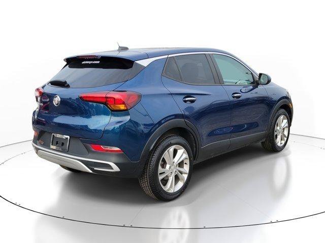 Used 2021 Buick Encore GX Preferred w/ Cold Weather Comfort Package FWD image 4