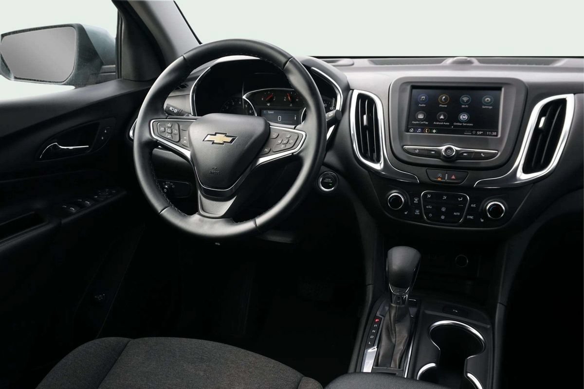Used 2024 Chevrolet Equinox LT AWD/4WD image 25