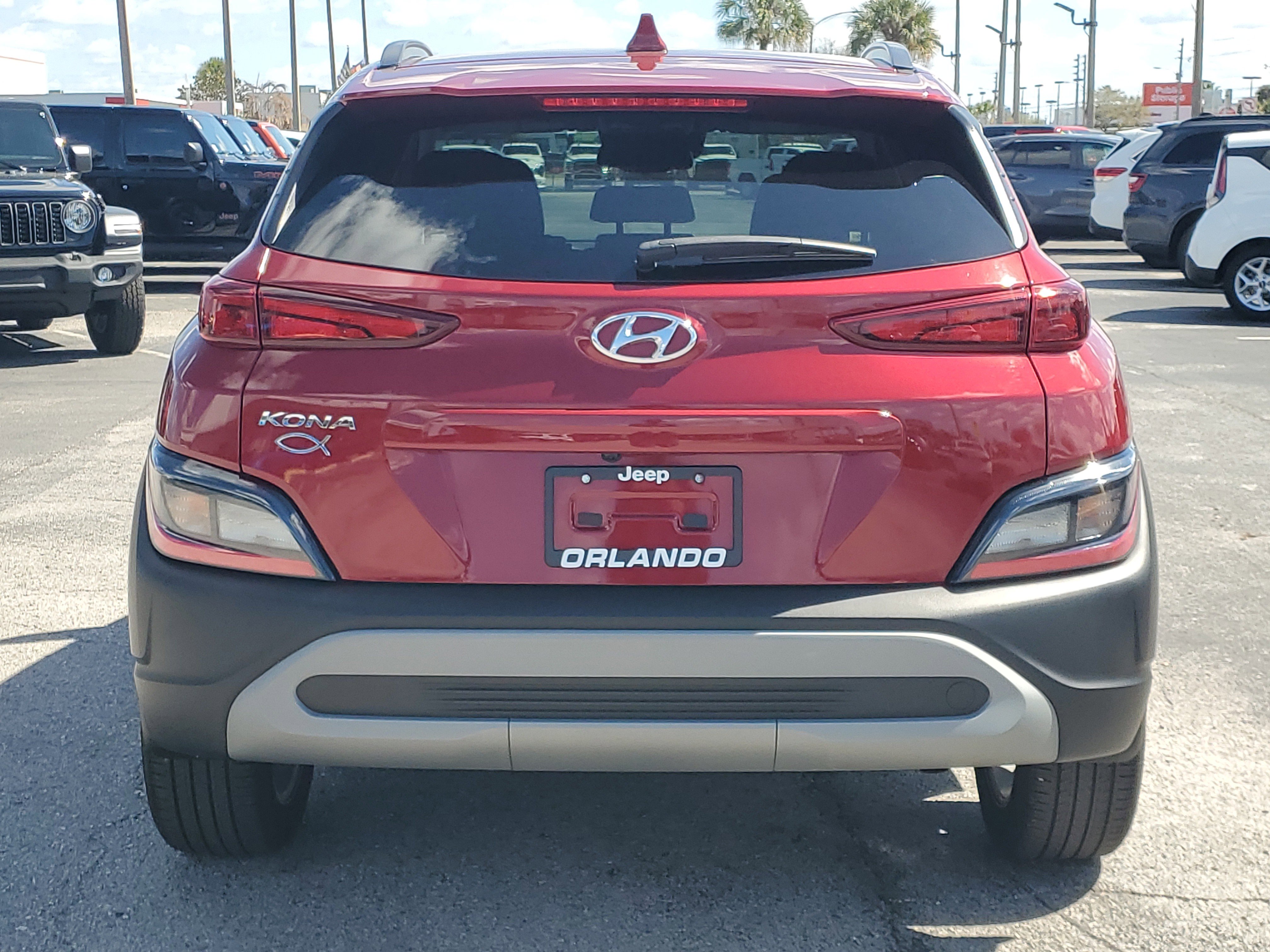 Used 2023 Hyundai Kona SEL w/ Cargo Package image 6