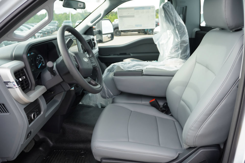 New 2026 Ford F250 XL w/ F-250 >10K GVWR Package AWD/4WD image 12