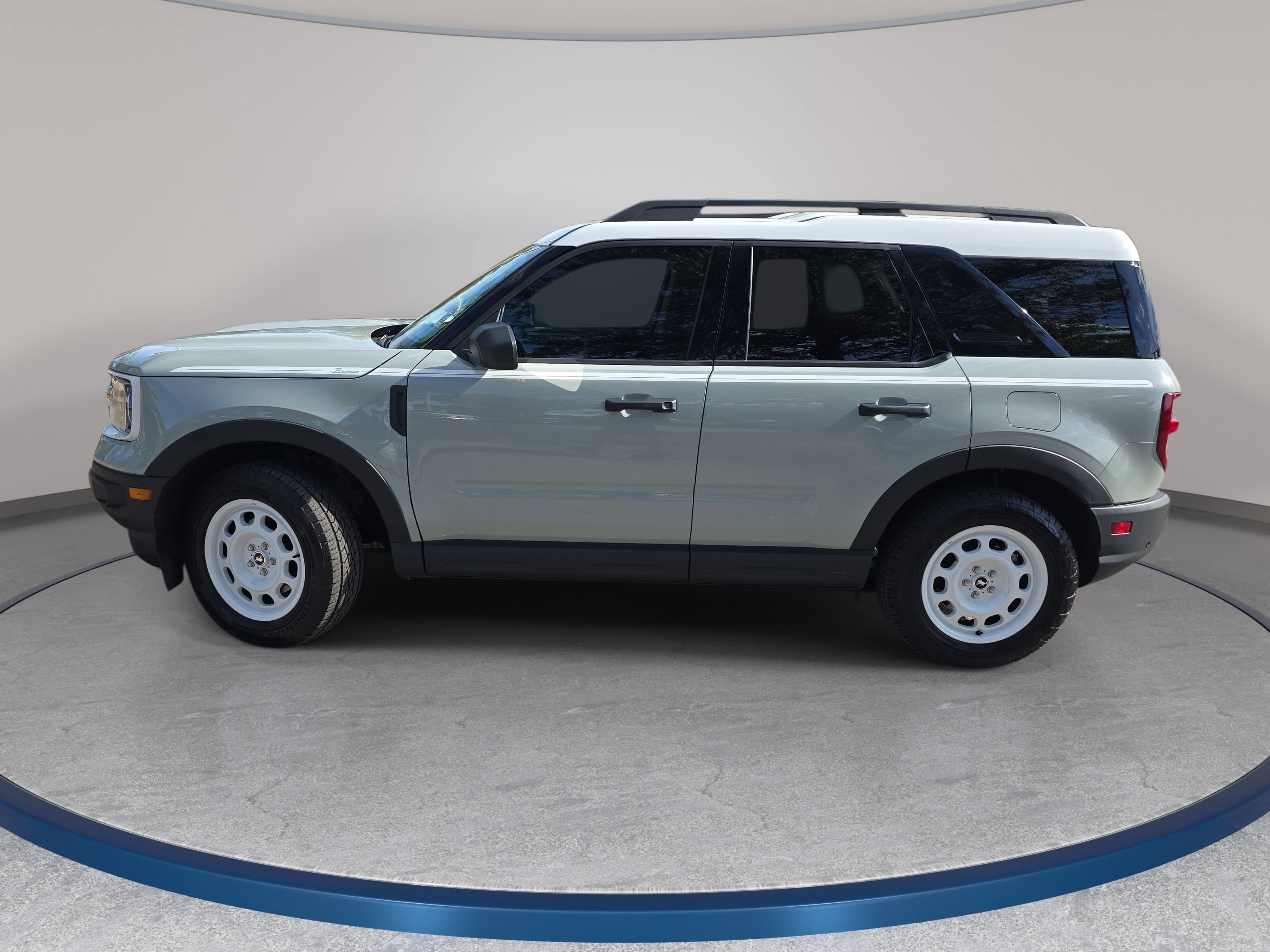 Used 2024 Ford Bronco Sport Heritage w/ Heritage Convenience Package AWD/4WD image 8