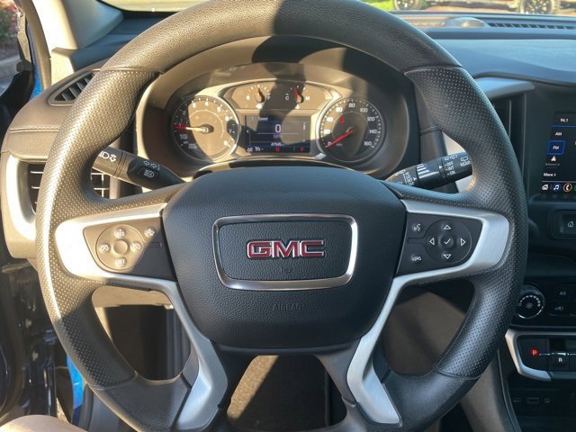 Used 2023 GMC Terrain SLE image 18