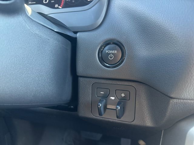 Used 2025 Toyota Sequoia SR5 image 32