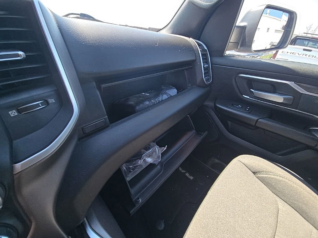 Used 2019 RAM 1500 Big Horn AWD/4WD image 24