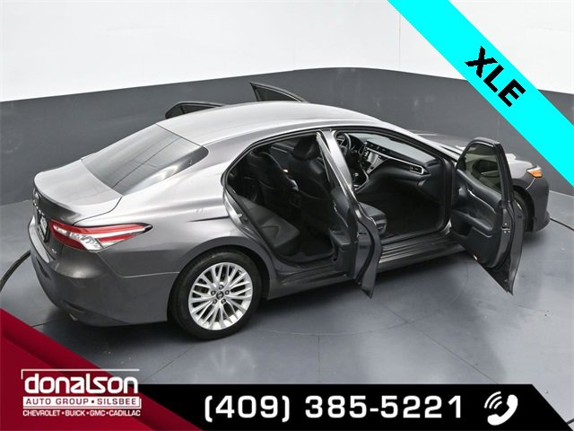 Used 2018 Toyota Camry XLE image 26