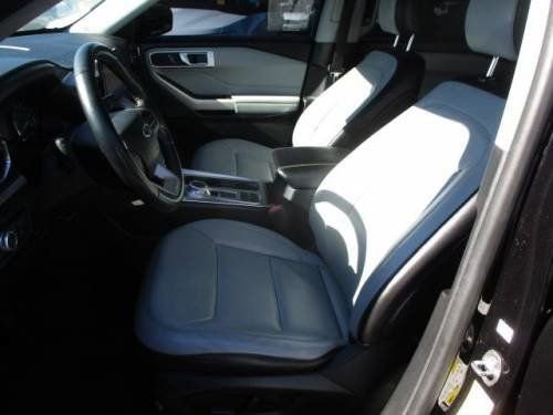 Used 2021 Ford Explorer XLT w/ Equipment Group 202A image 7