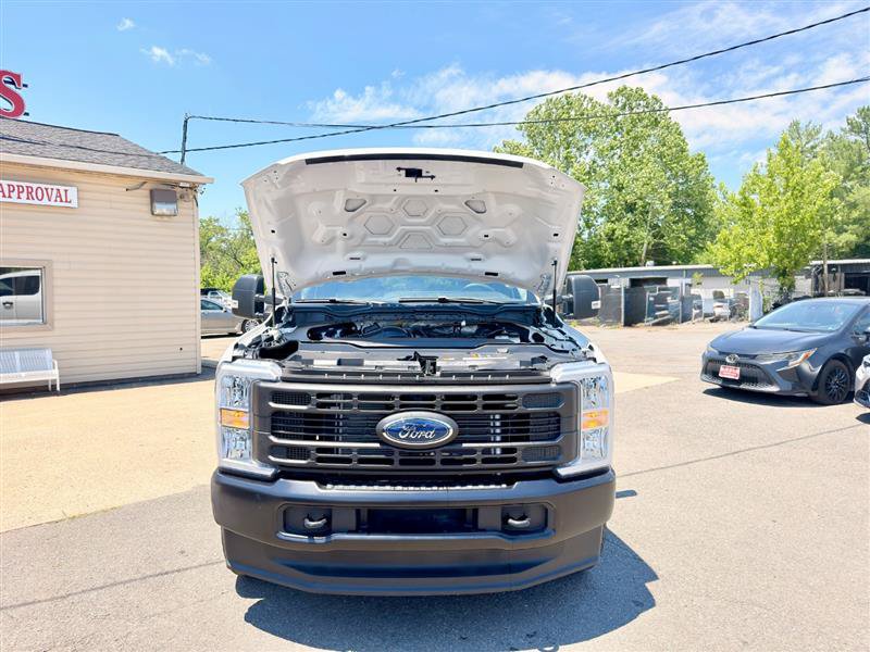 Used 2025 Ford F250 XL AWD/4WD image 8