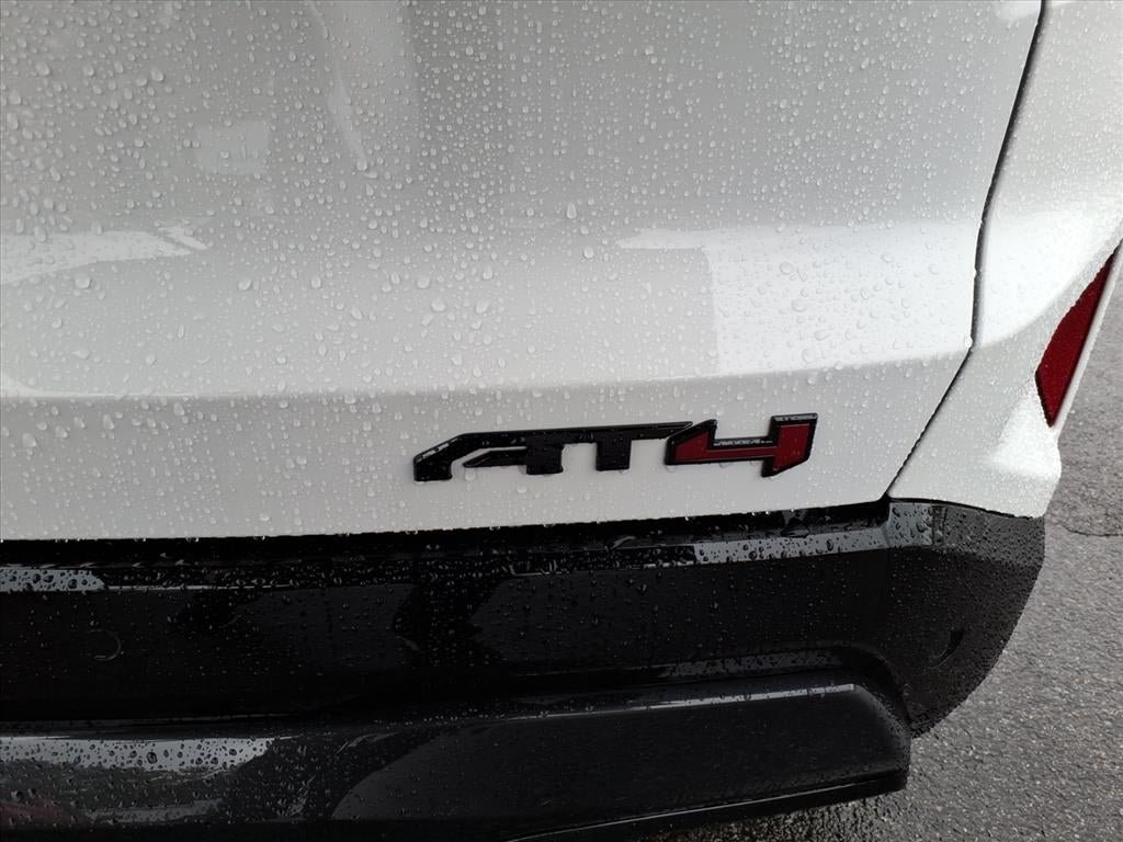 New 2026 GMC Terrain AT4 w/ Technology Package II AWD/4WD image 7