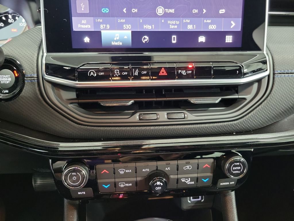 New 2026 Jeep Compass Limited AWD/4WD image 19