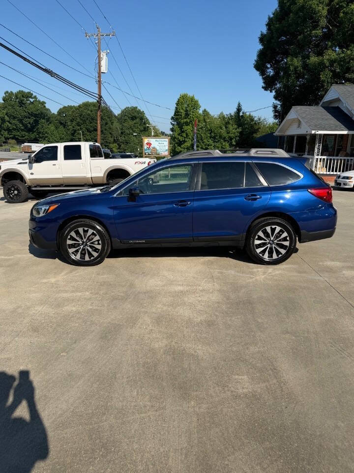 Used 2016 Subaru Outback 3.6R Limited AWD/4WD image 2