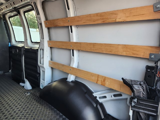 Used 2025 Chevrolet Express 2500 w/ Driver Convenience Package RWD image 34
