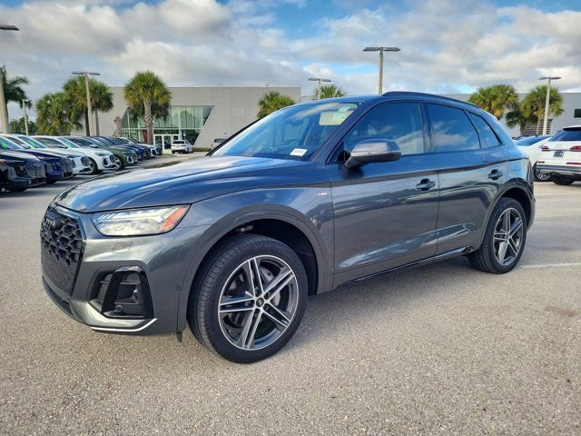 Certified 2023 Audi Q5 e Prestige w/ Prestige Package image 4
