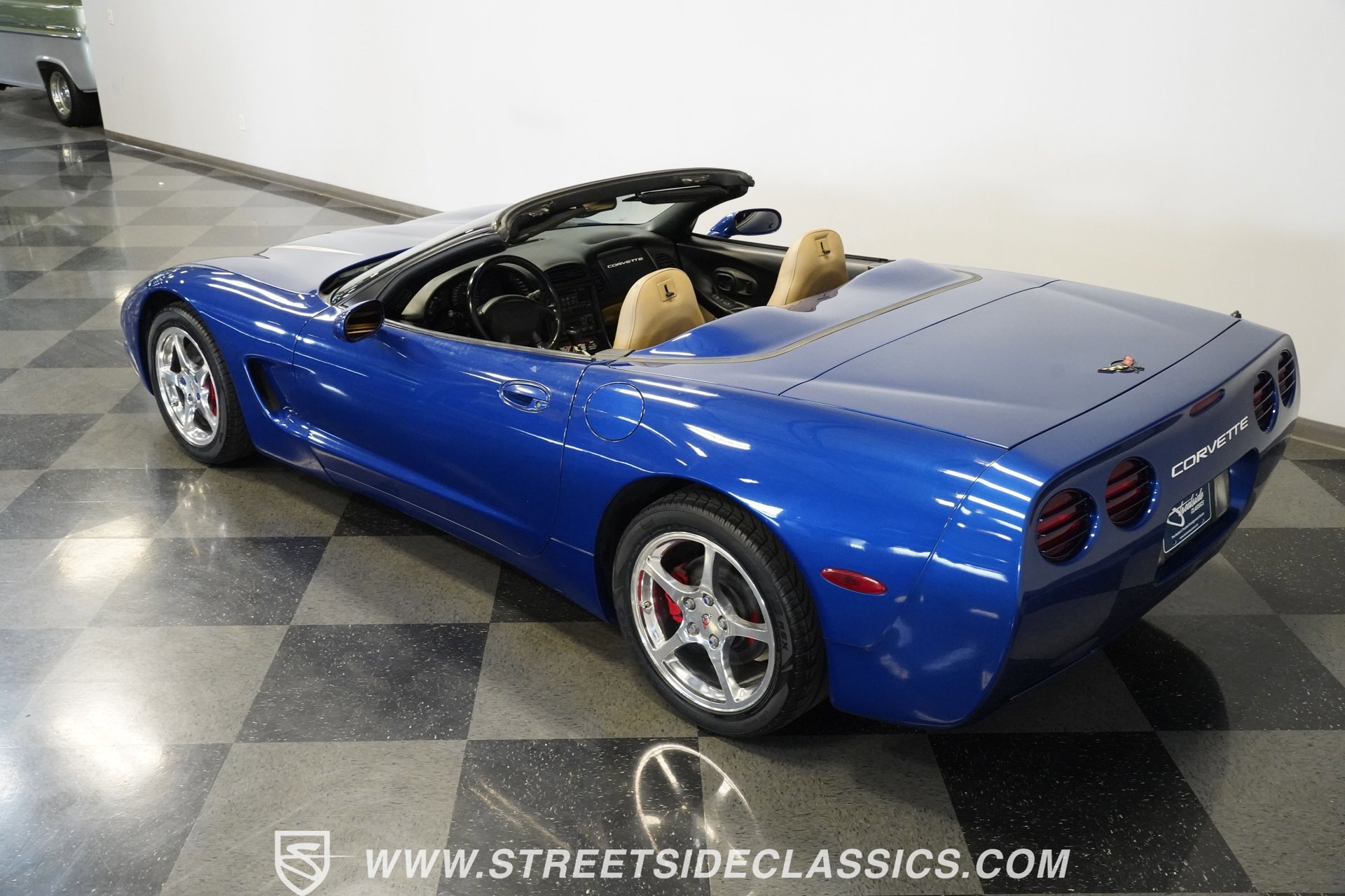 Used 2002 Chevrolet Corvette Convertible w/ Preferred Equipment Group2 image 14