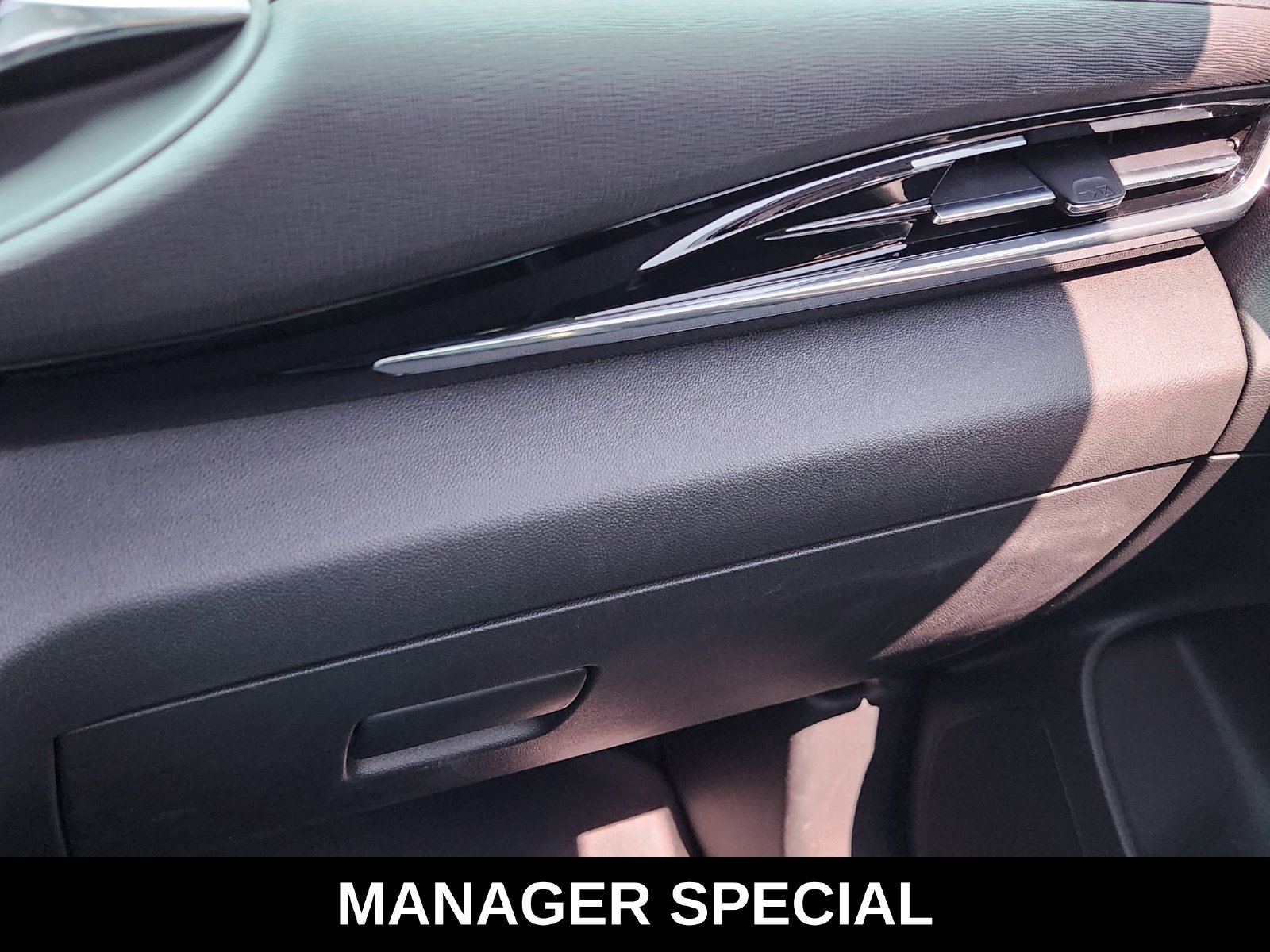 Certified 2025 Buick Envista Sport Touring w/ Convenience I Package FWD image 24