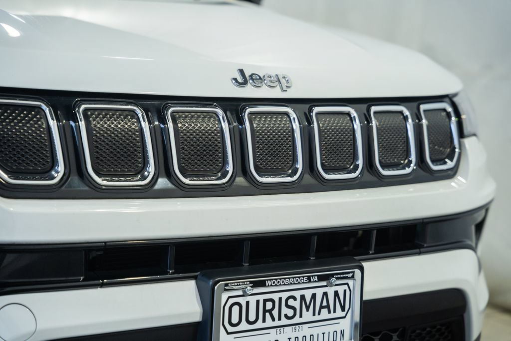 Certified 2022 Jeep Compass Limited AWD/4WD image 11