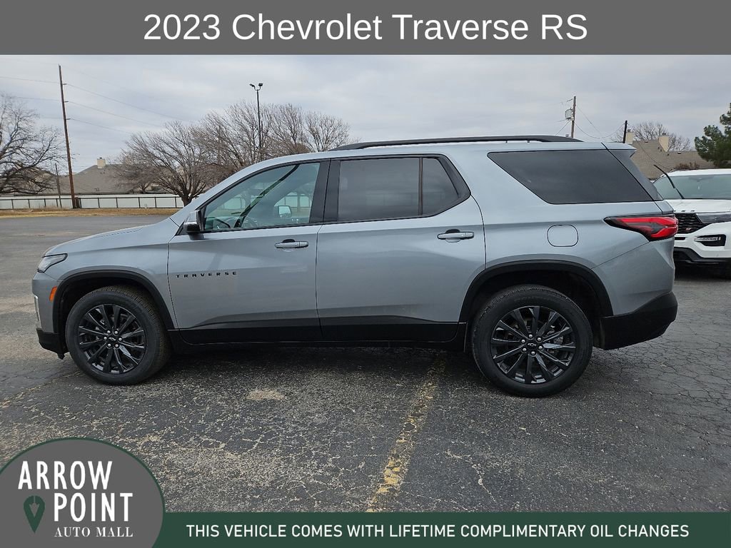 Used 2023 Chevrolet Traverse RS image 7