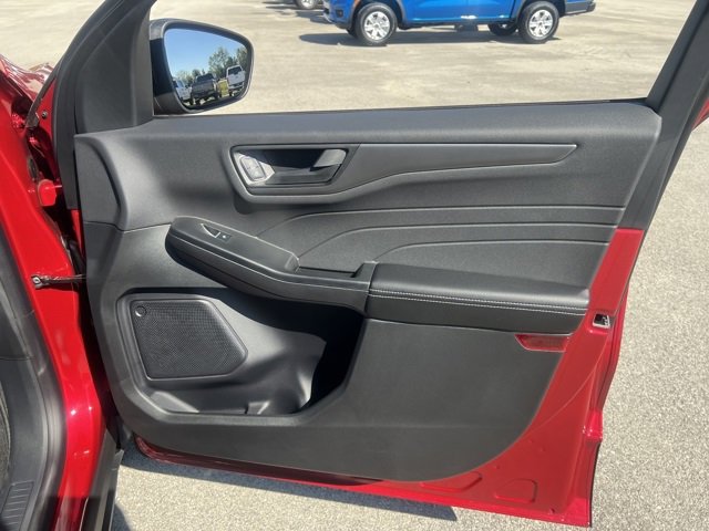 New 2025 Ford Escape Active w/ Tech Pack #1 image 38