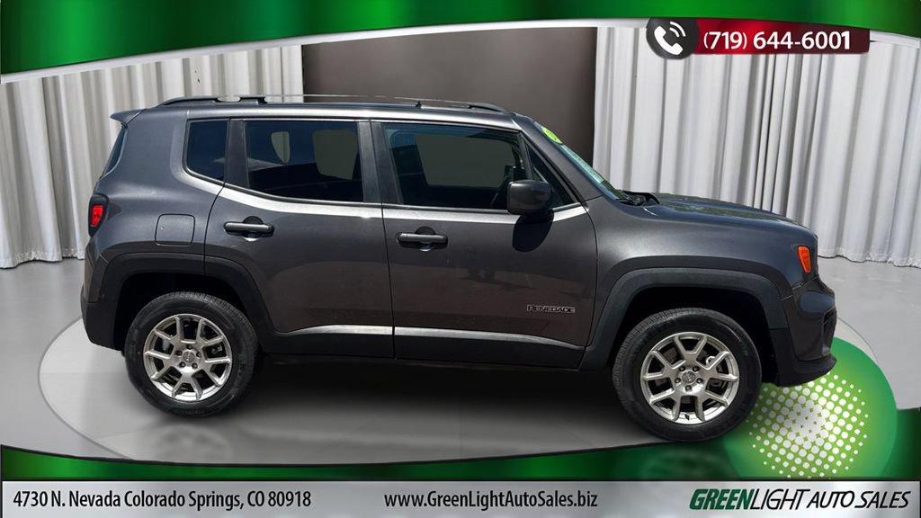 Used 2019 Jeep Renegade Latitude w/ Popular Equipment Group AWD/4WD image 6
