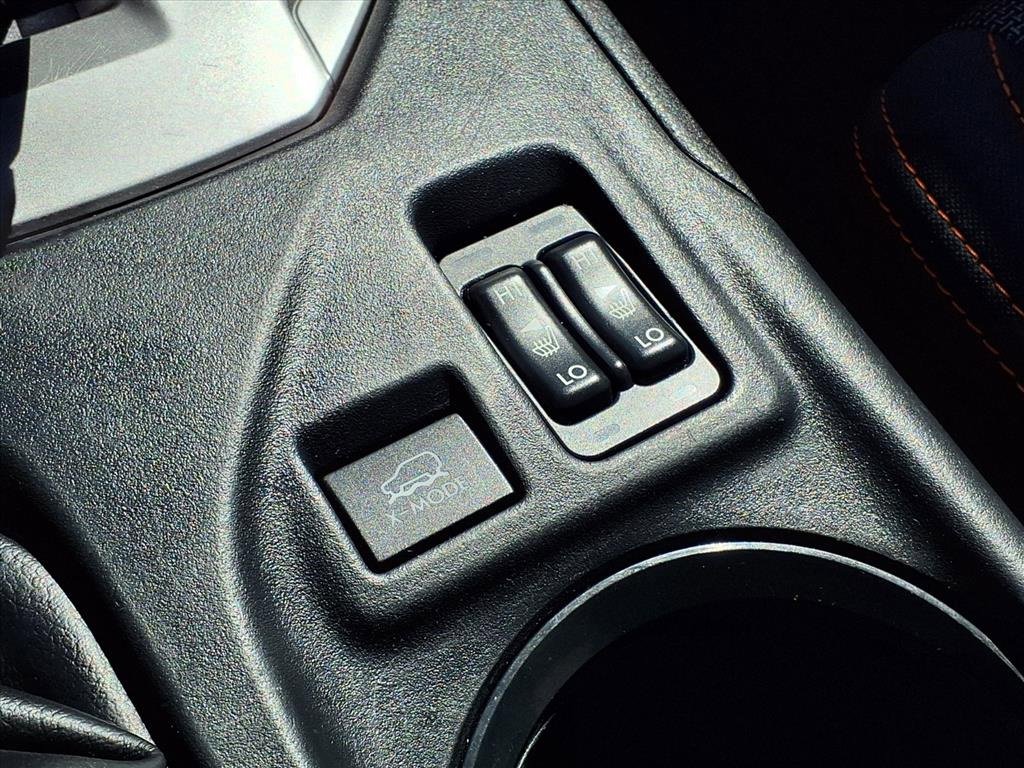 Used 2021 Subaru Crosstrek 2.0i Premium w/ Moonroof Package image 16