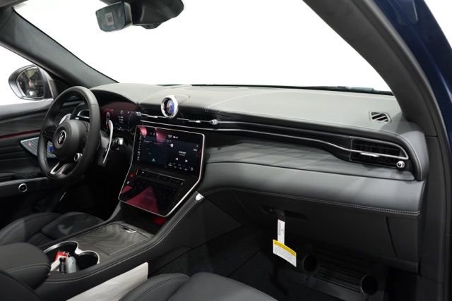 New 2025 Maserati Grecale Modena image 16