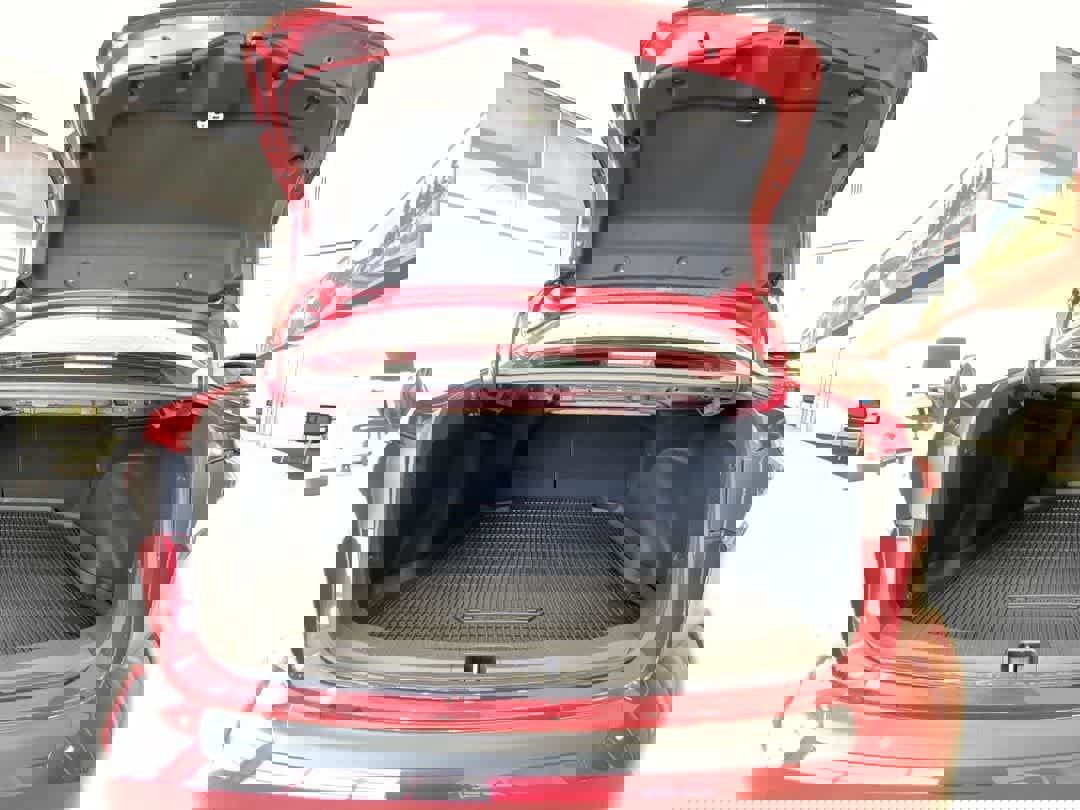 Used 2025 Toyota Corolla SE image 26