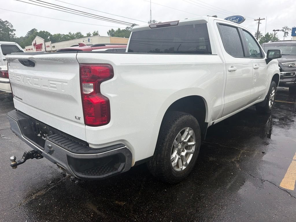 Used 2023 Chevrolet Silverado 1500 LT AWD/4WD image 3