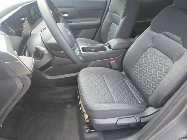 New 2026 Nissan Kicks SV w/ Cold Weather Package AWD/4WD image 22