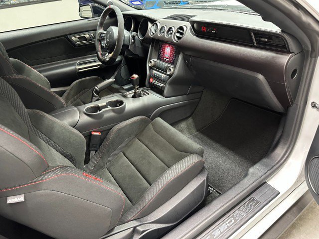 Used 2016 Ford Mustang Shelby GT350R w/ GT350R Equipment Group 920A image 23