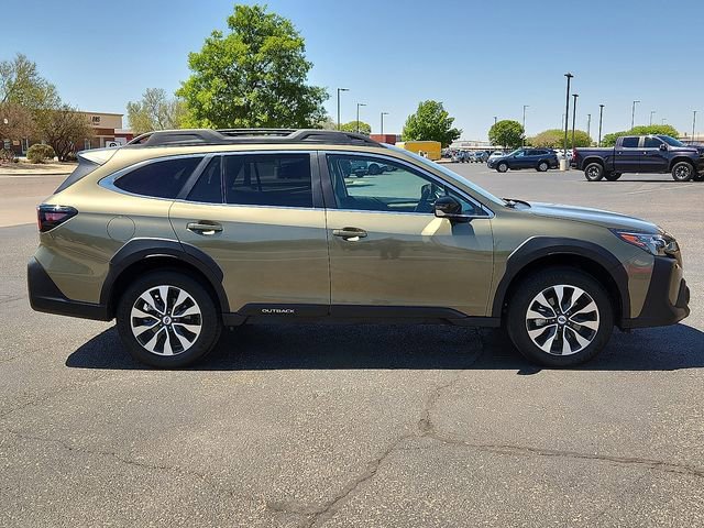 Used 2025 Subaru Outback Limited AWD/4WD image 5