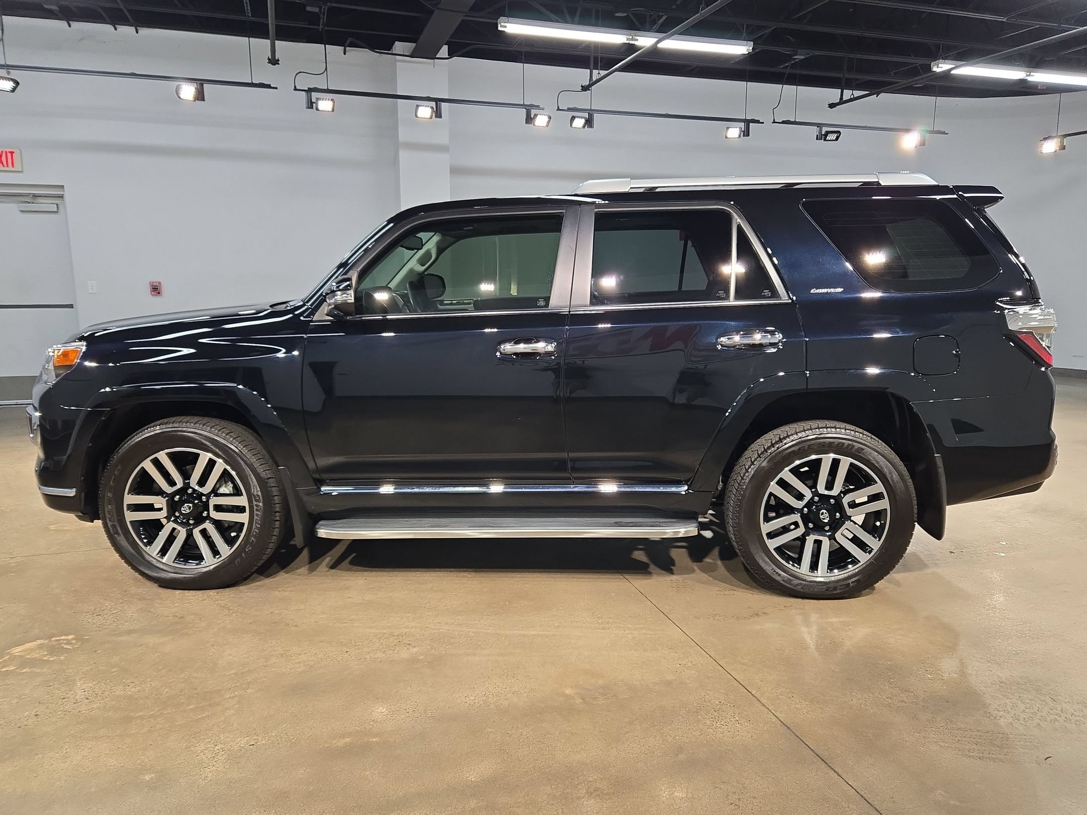 Certified 2024 Toyota 4Runner Limited AWD/4WD image 4