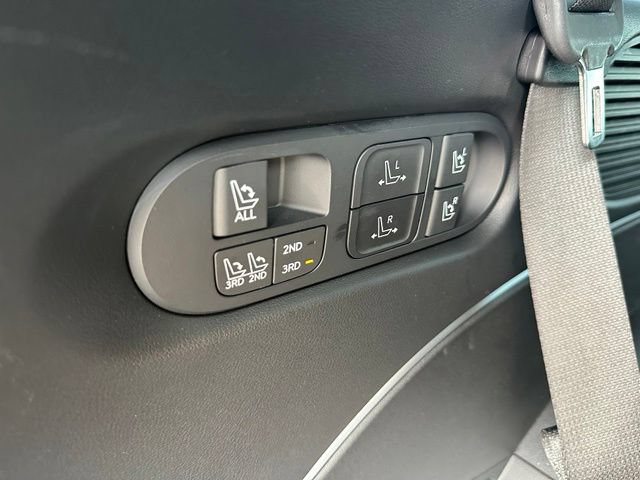Used 2026 Hyundai Palisade Calligraphy AWD/4WD image 11