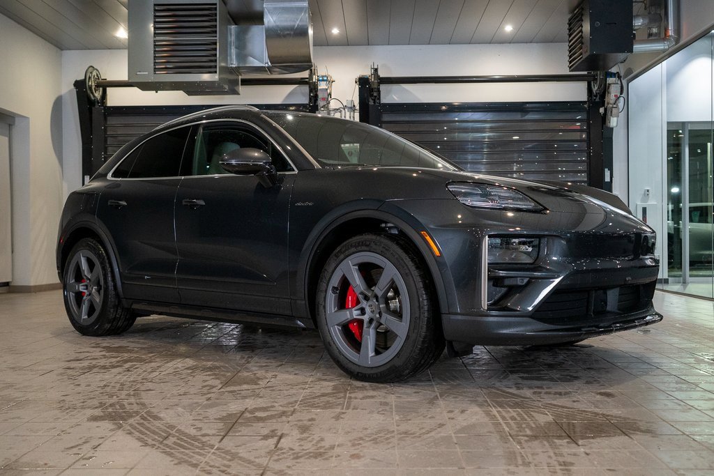 New 2025 Porsche Macan Turbo Electric image 7