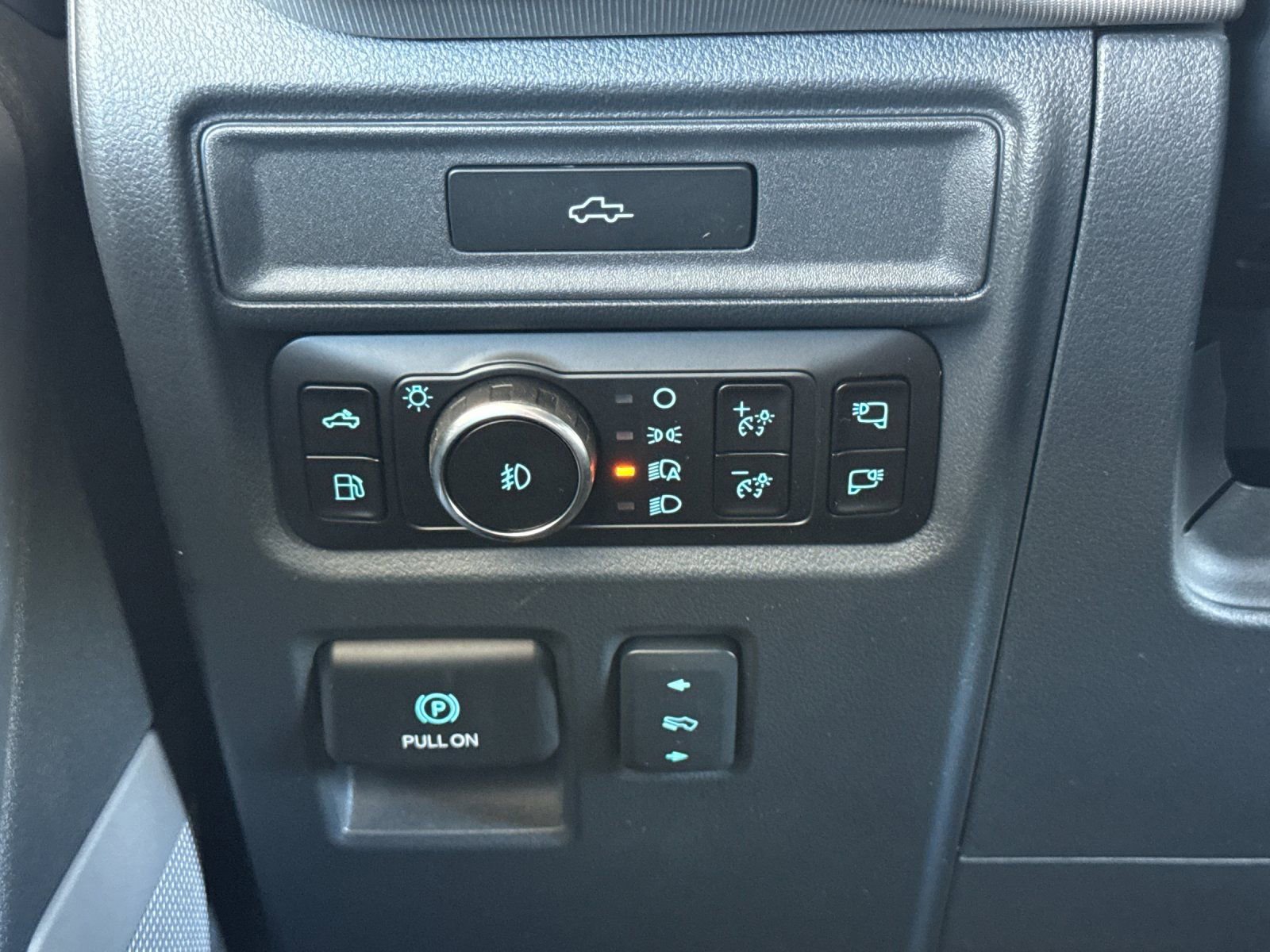 New 2026 Ford F150 Lariat w/ Equipment Group 501A Mid image 30