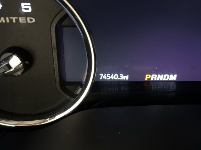 Used 2022 Ford F350 Limited image 37