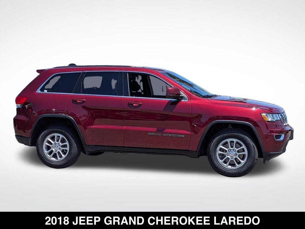 Used 2018 Jeep Grand Cherokee Laredo RWD image 6