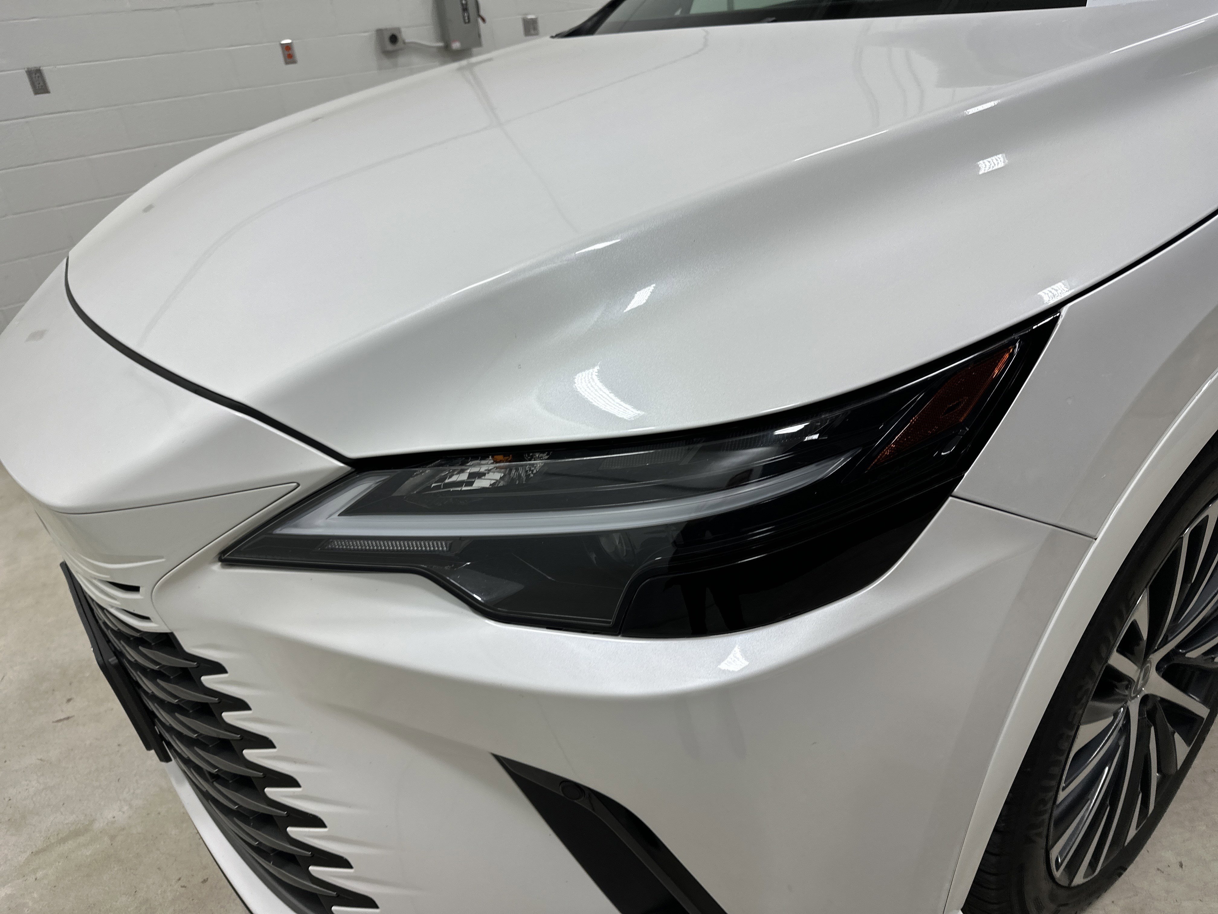 Certified 2023 Lexus RX 350 Premium Plus w/ Cold Area Package AWD/4WD image 6
