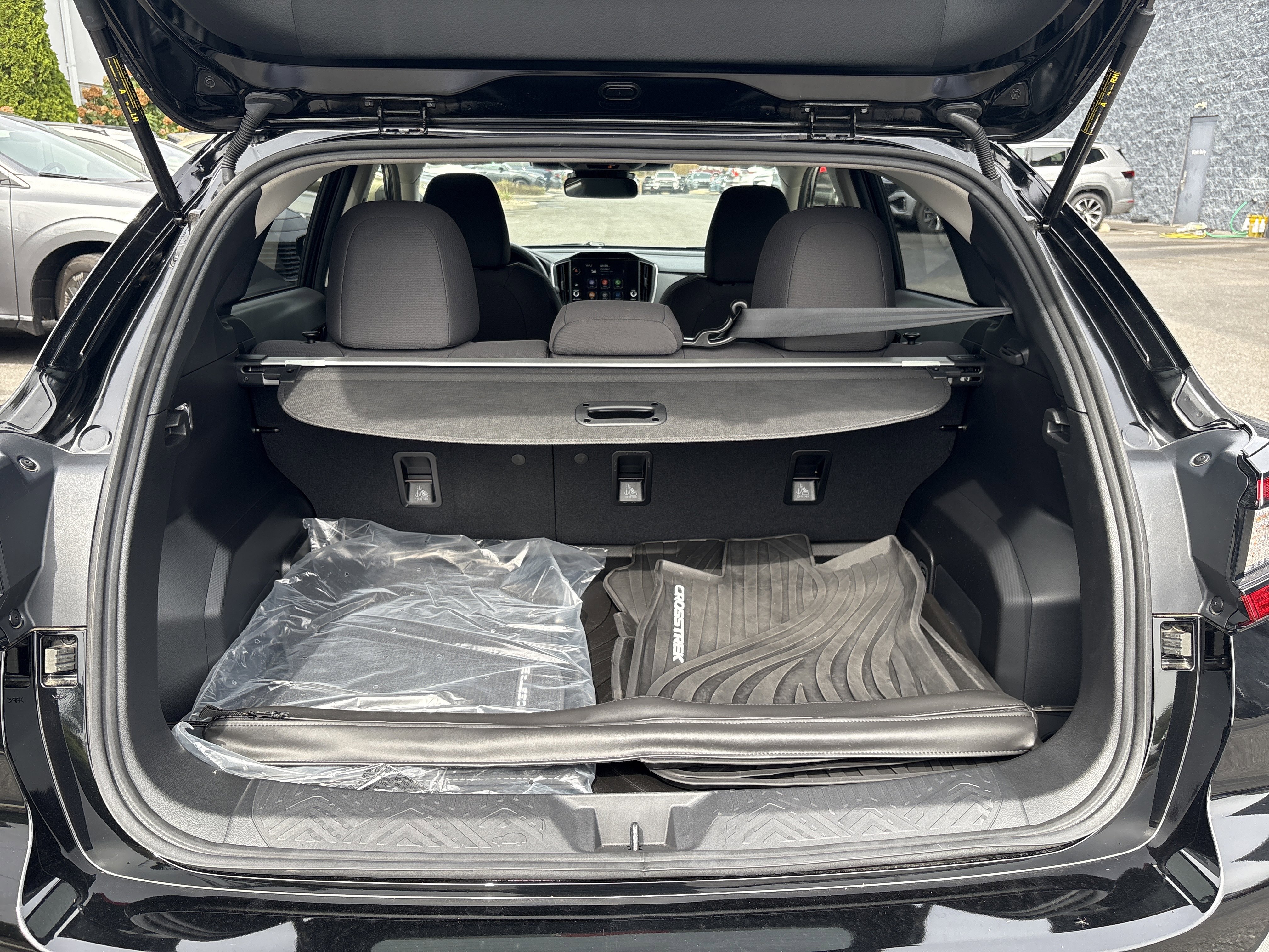 Certified 2025 Subaru Crosstrek 2.5i Premium image 18