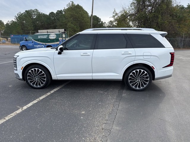 Used 2026 Hyundai Palisade Calligraphy image 2