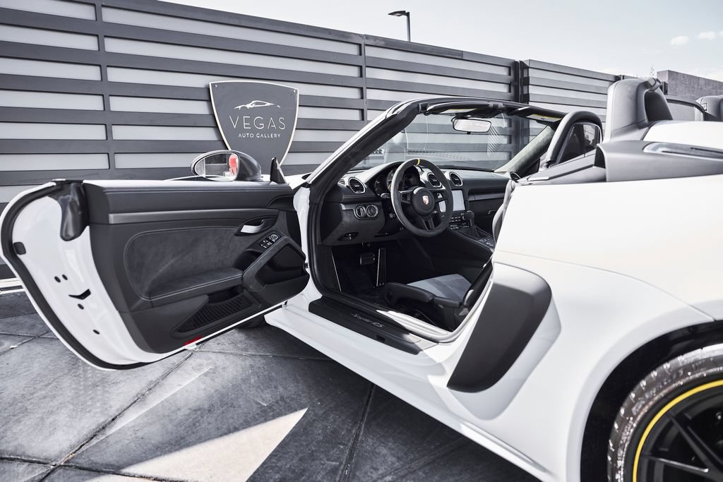 Used 2025 Porsche 718 Boxster Spyder RS RWD image 36