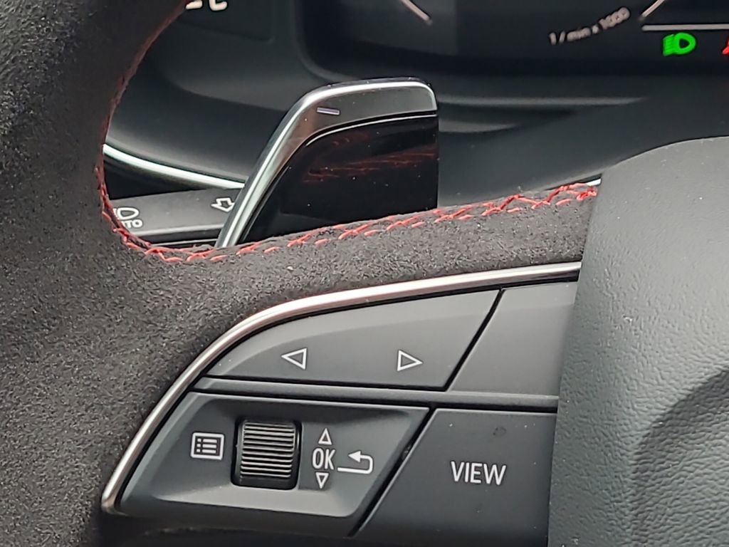 New 2026 Audi RS Q8 performance image 13