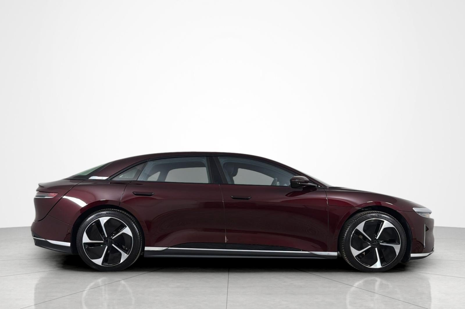 Used 2024 Lucid Air Touring AWD/4WD image 6