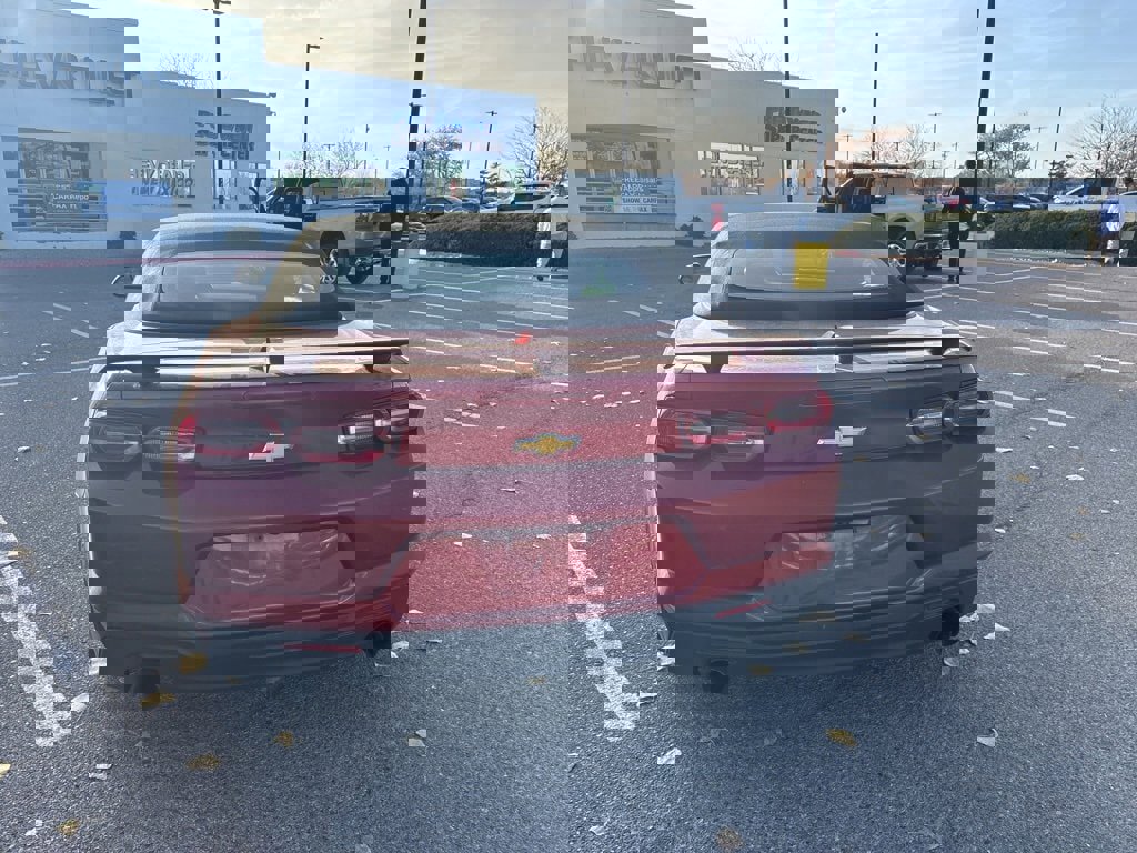 Certified 2023 Chevrolet Camaro LT image 4