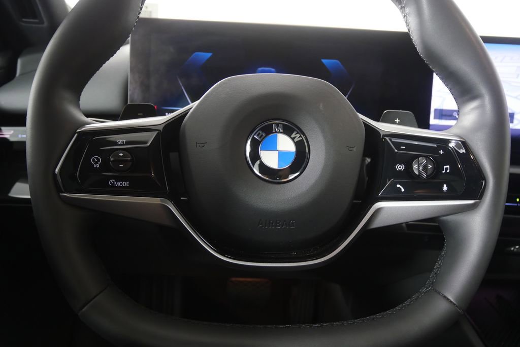 Certified 2025 BMW 530i RWD image 17