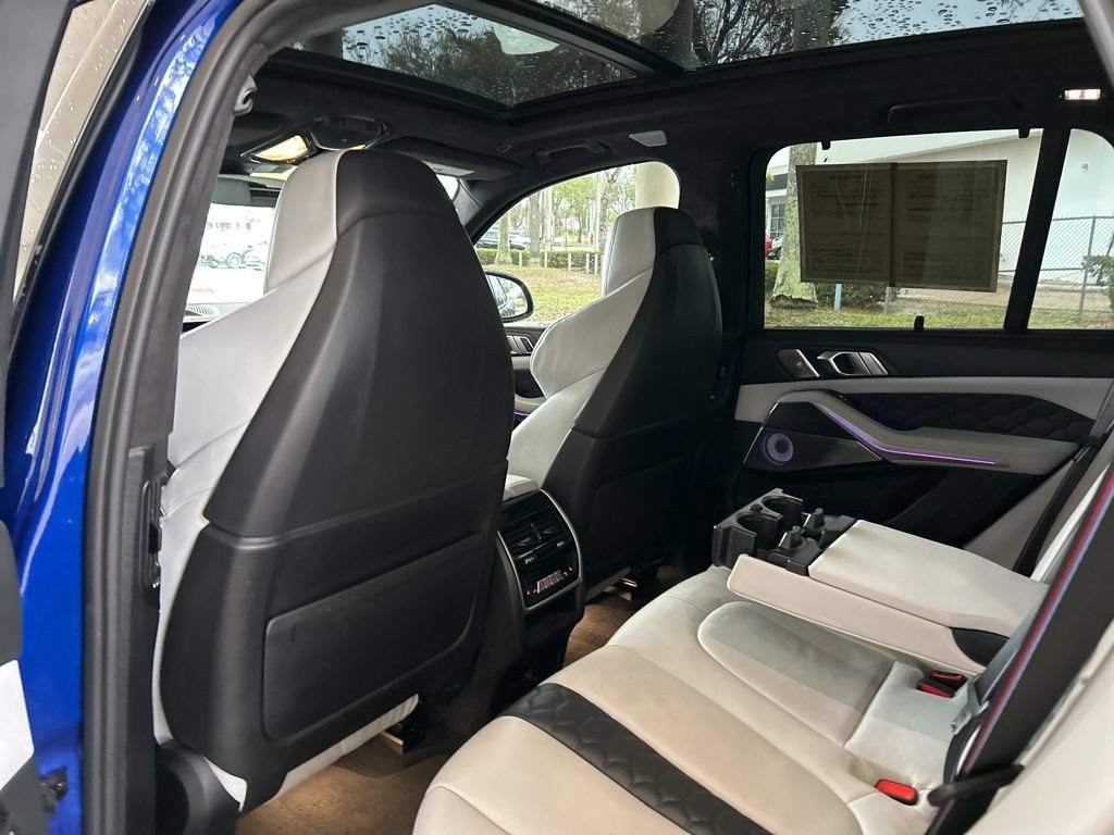 Used 2021 BMW X5 M w/ Competition Package AWD/4WD image 46